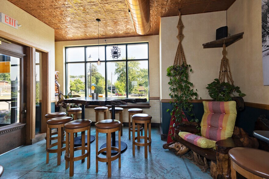 More Photos Of 200 W Milwaukee St, Jefferson Restaurant For Sale