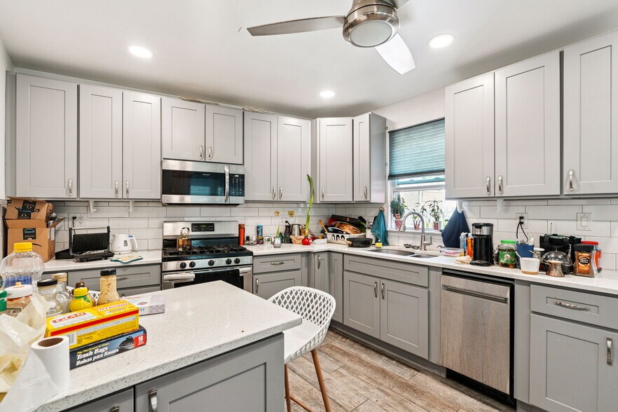 More Photos Of , Staten Island Unknown For Sale