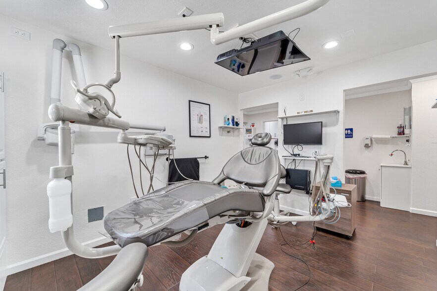 More Photos Of 556 N 1st St, San Jose Medical For Lease