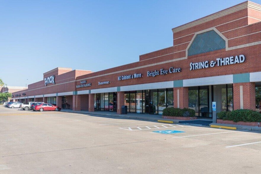 More Photos Of 3551 Highway 6, Sugar Land Unknown For Lease