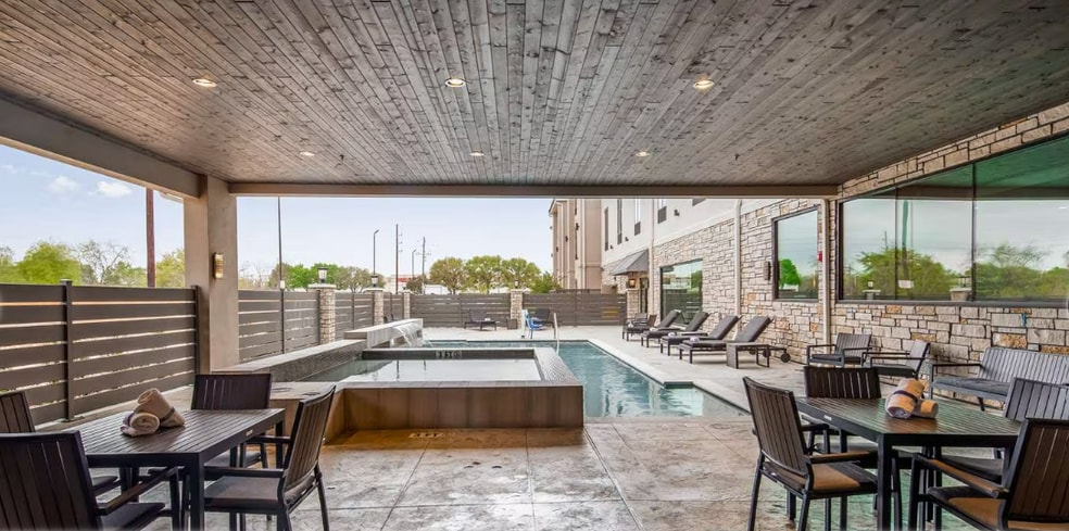 More Photos Of 1549 Westborough Dr, Katy Hotel For Sale