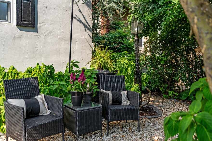 More Photos Of 11 E Philadelphia Ave, Boyertown Hospitality For Sale