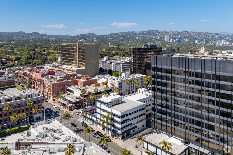 More Photos Of 360 N Bedford Dr, Beverly Hills Medical For Lease