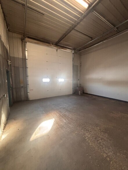 More Photos Of 6263 Taft Rd, Syracuse Warehouse For Lease