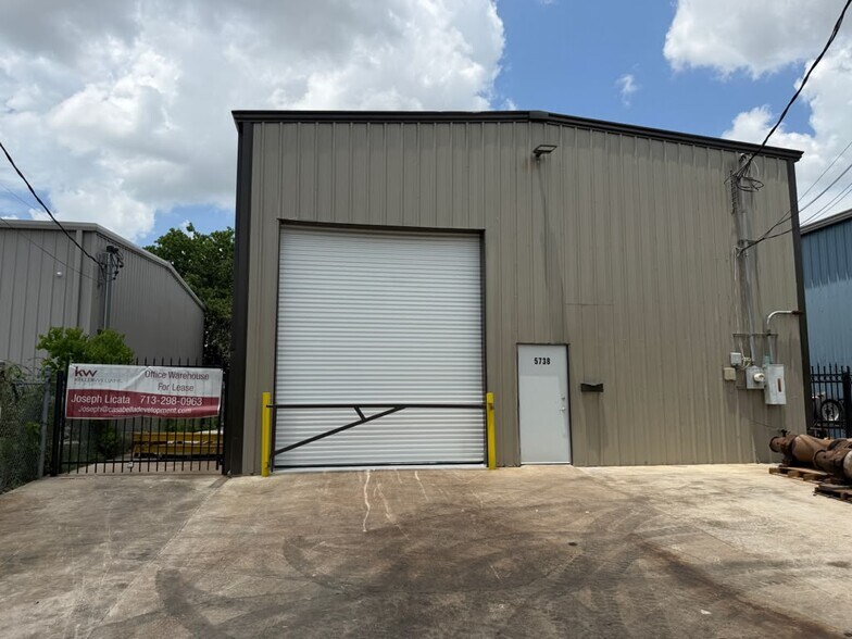 Primary Photo Of 5738 Hogue St, Houston Industrial For Lease