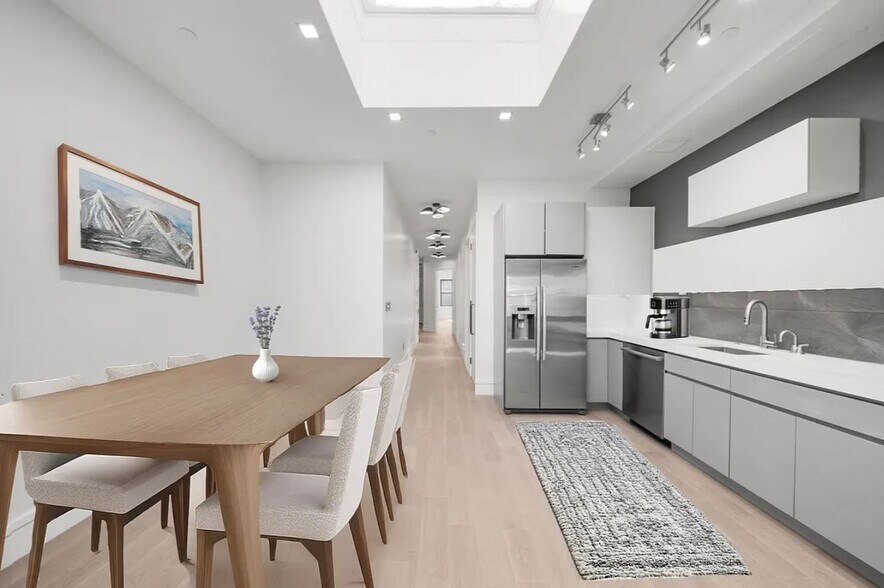 More Photos Of 410 W 47th St, New York Apartments For Sale