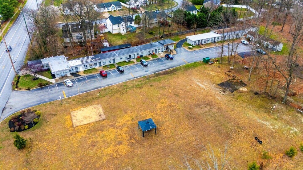 More Photos Of 899 Corkery Ln, Williamstown Hotel For Sale