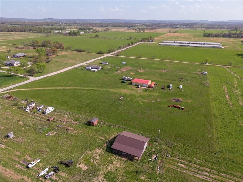 More Photos Of 19731 Nokes Farm Rd, Siloam Springs Trailer Camper Park For Sale
