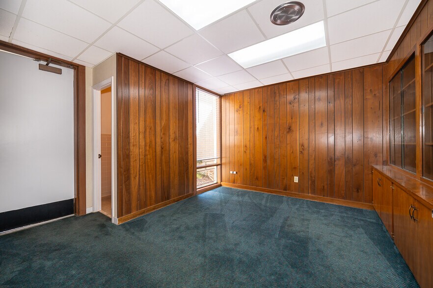 More Photos Of 331 N Maitland Ave, Maitland Medical For Sale