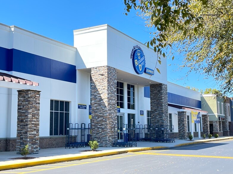 More Photos Of 7327 NW 4th Blvd, Gainesville General Retail For Sale