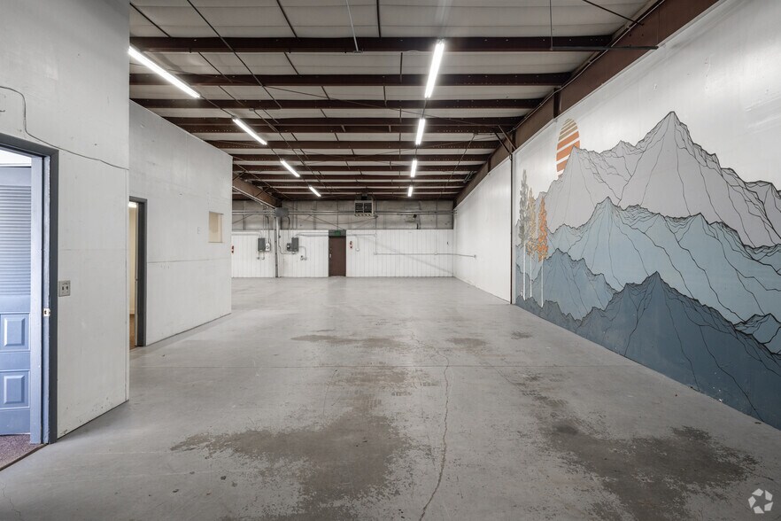 More Photos Of 6321 N Washington St, Denver Warehouse For Lease