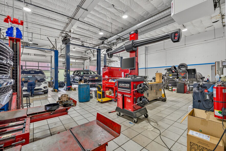 More Photos Of 708 N 18th St, Allentown Auto Repair For Sale