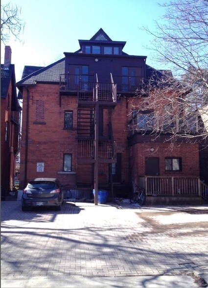 More Photos Of 173-175 Madison Ave, Toronto Apartments For Sale