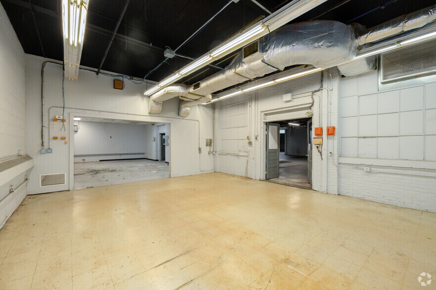 More Photos Of 650 Franklin Ave, Hartford Industrial For Sale