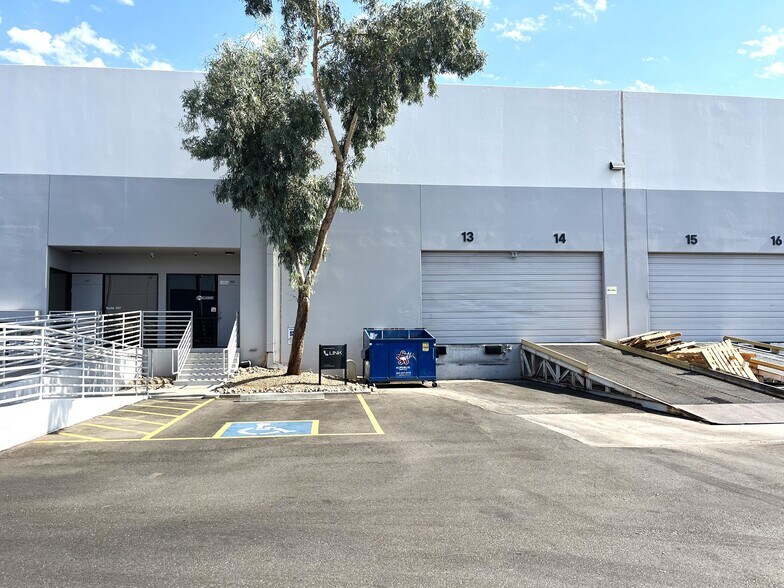 More Photos Of 236 E Pima St, Phoenix Distribution For Lease