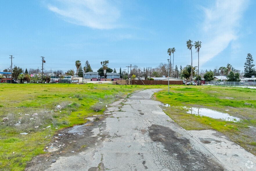 More Photos Of 3890 Fruitridge Road, Sacramento Land For Sale