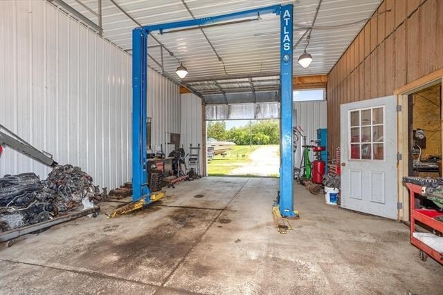 More Photos Of 3318 Old Kawkawlin Rd, Bay City Auto Repair For Sale