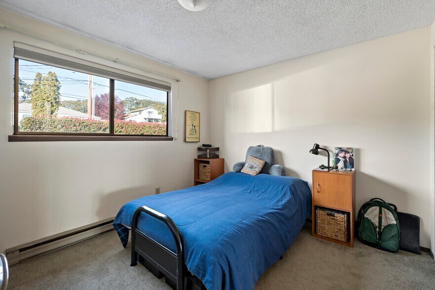 More Photos Of 1475 SE 9th Ave, Oak Harbor Apartments For Sale