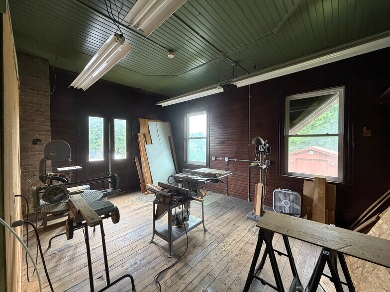 More Photos Of 913 Portland St, Rochester Apartments For Sale