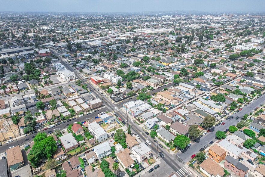 More Photos Of 1275 E 25th St, Los Angeles Apartments For Sale