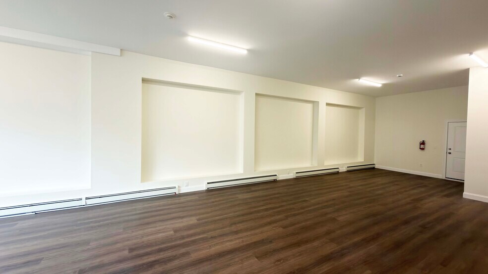 More Photos Of 5222 Bergenline Ave, West New York Storefront Retail Residential For Lease
