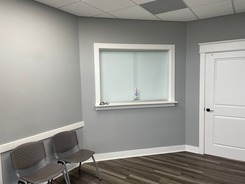 More Photos Of 1750 Leitchfield Rd, Elizabethtown Medical For Sale