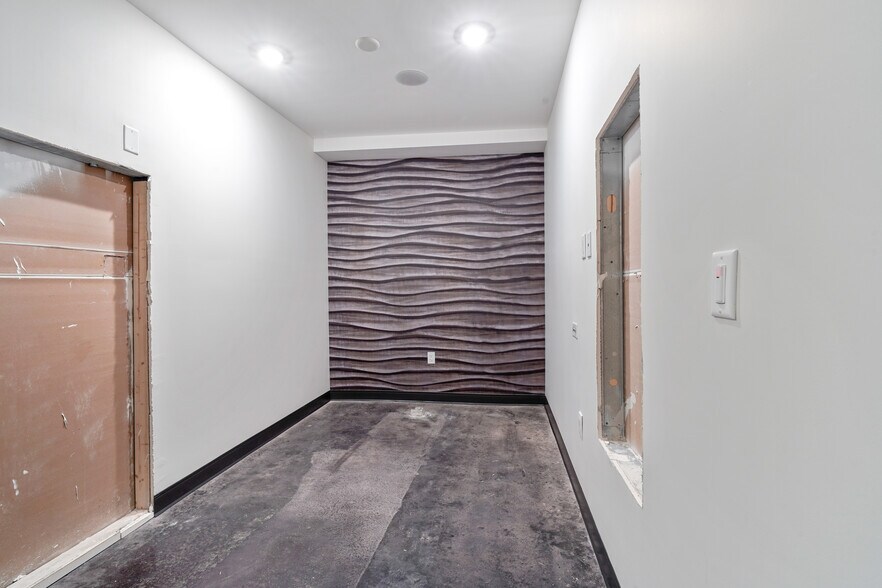 More Photos Of 530 NW 54th St, Miami Office For Lease