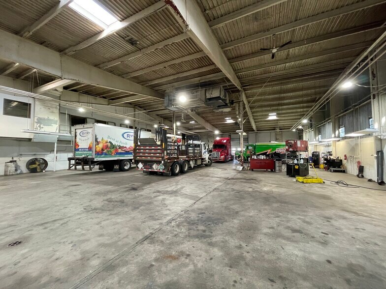 More Photos Of 3456 Saint Johns Rd, Lima Warehouse For Sale