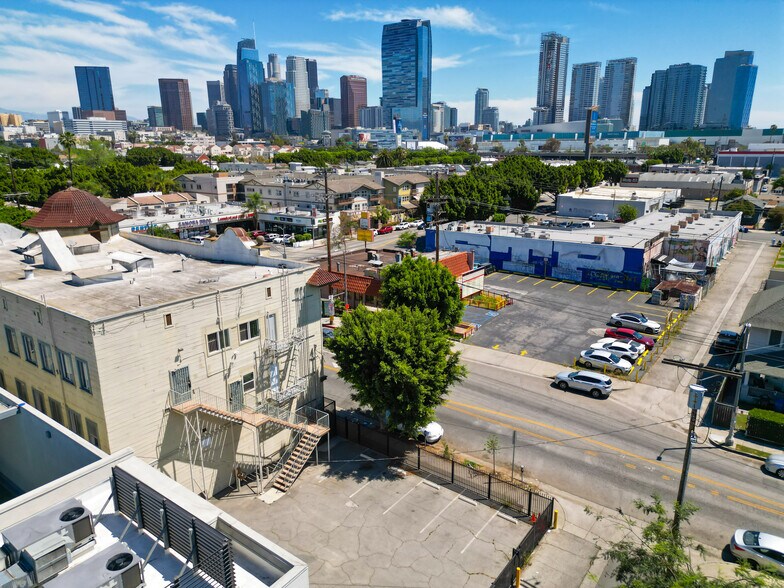 More Photos Of 1604 W Pico Blvd, Los Angeles Apartments For Lease