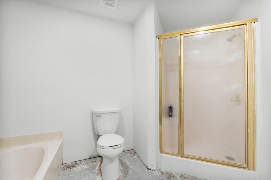 More Photos Of 680 Mallet Bayou Rd, Freeport Lodge Meeting Hall For Sale