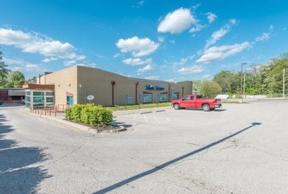 More Photos Of 501 Oak St, Leavenworth Medical For Lease