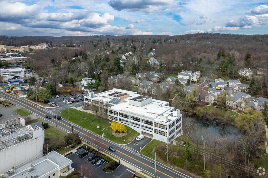 More Photos Of 150 Morristown Rd, Bernardsville Office For Lease