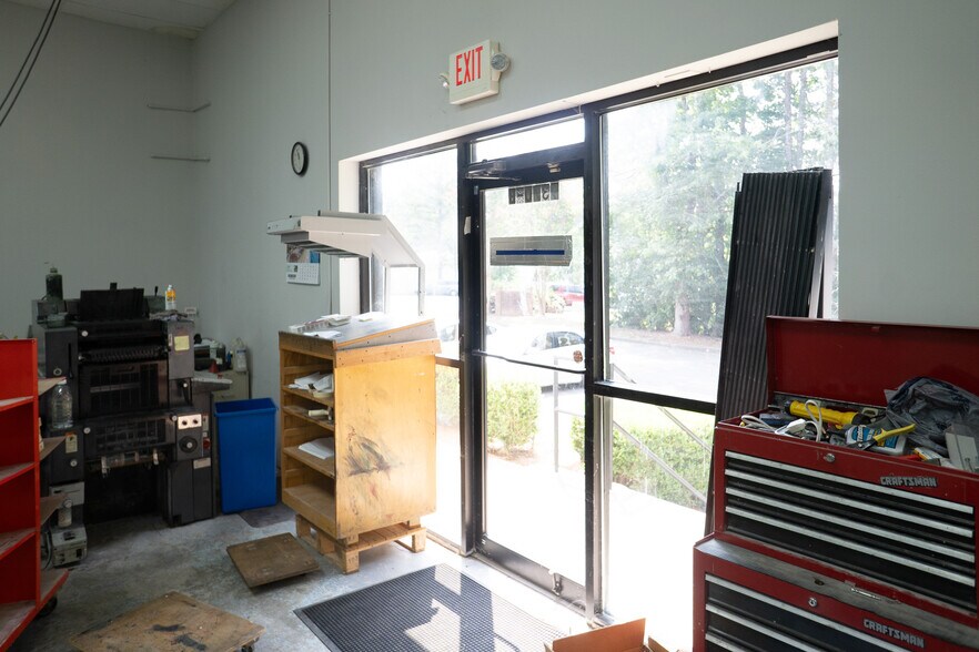 More Photos Of 9370 Industrial Trace, Alpharetta Warehouse For Lease