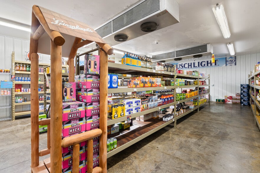 More Photos Of 54 Thomson Rd, Esko General Retail For Sale