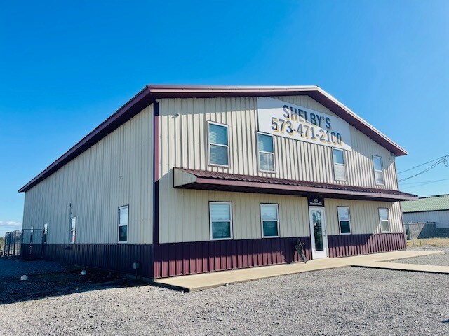 More Photos Of 475 Western Dr, Sikeston Flex For Sale