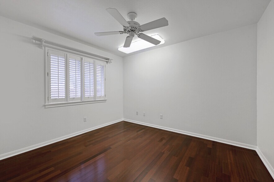 More Photos Of 13810 Fm 1826, Austin Office Residential For Sale