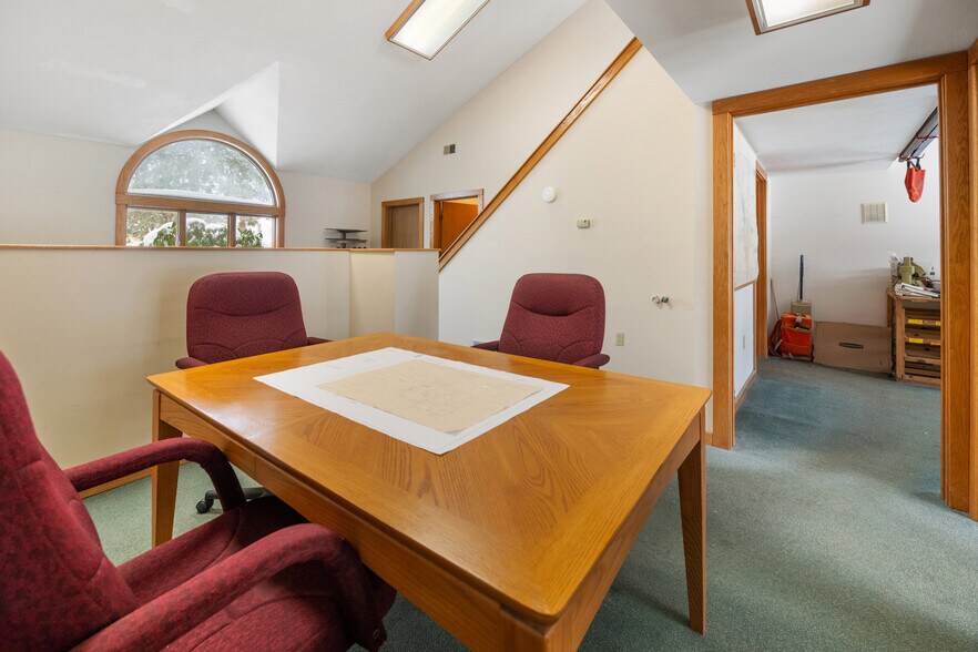 More Photos Of 8 Canton St, Baldwinsville Loft Creative Space For Sale