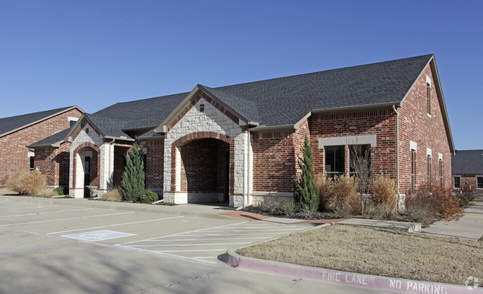 Primary Photo Of 3604 S Cooper St, Arlington Office For Lease