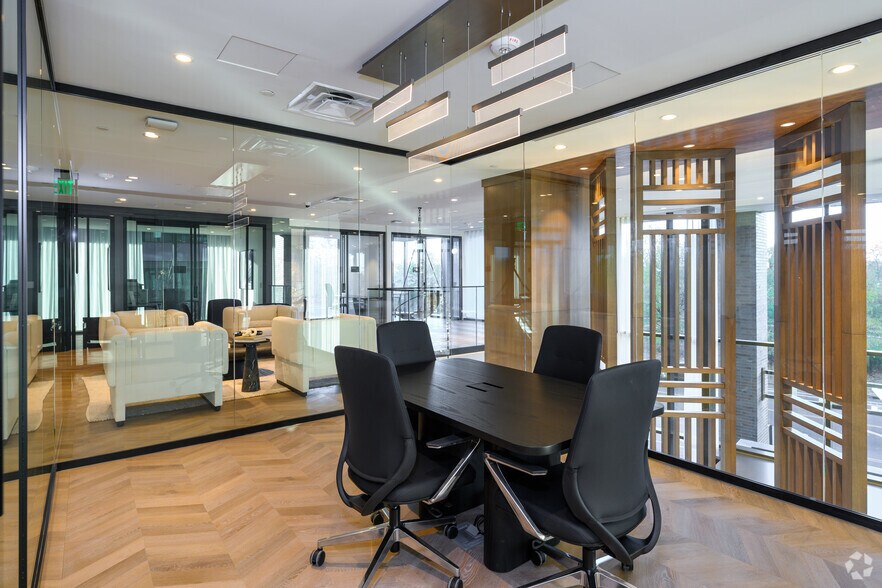 More Photos Of 3030 S Potomac Ave, Arlington Multifamily For Sale