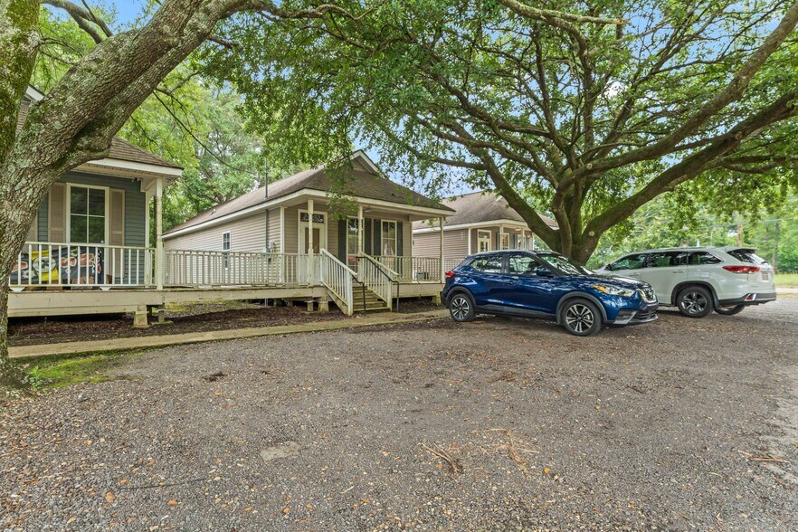 More Photos Of 53517 Harvest Ln, Loranger Office For Sale