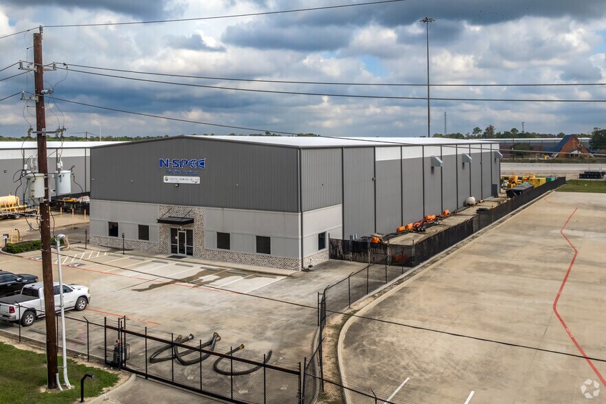 Primary Photo Of 21430 Inverness Forest Blvd, Houston Warehouse For Lease