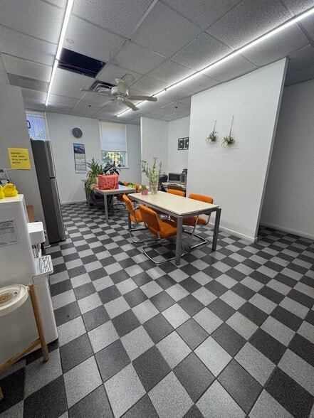 More Photos Of 70 Old Turnpike Rd, Wayne Manufacturing For Lease