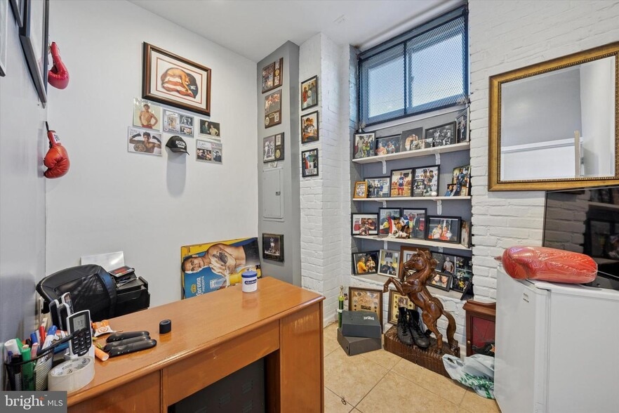More Photos Of 840 E Atlantic St, Philadelphia Warehouse For Sale