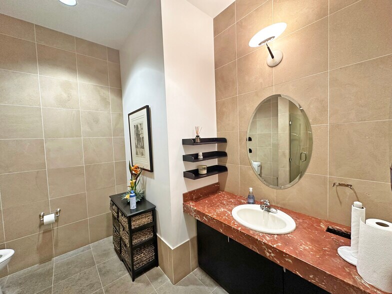 More Photos Of 1422 El Camino Real, Menlo Park Office For Lease