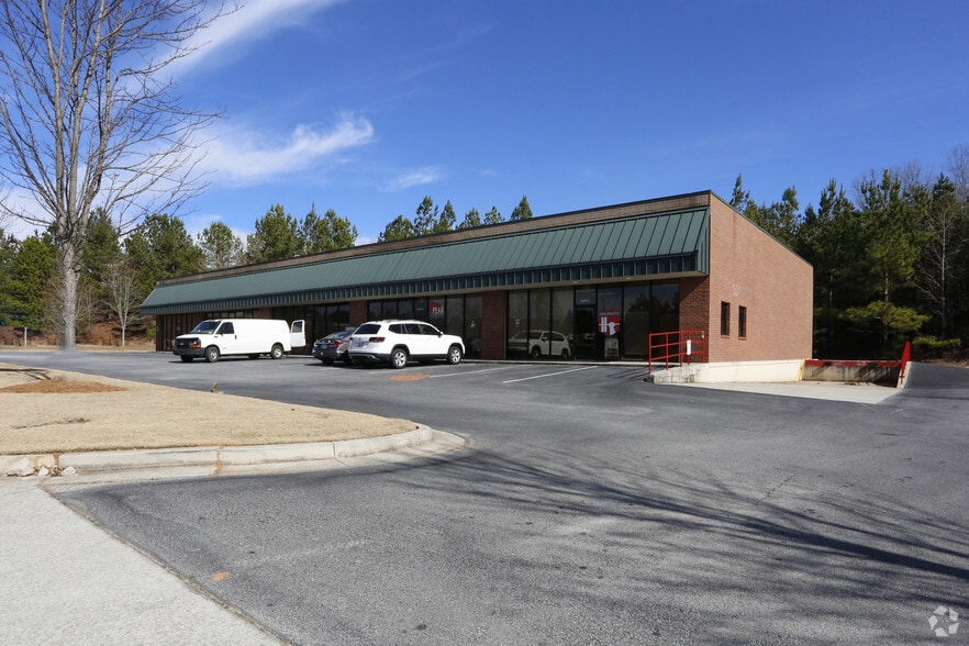 Primary Photo Of 5143 Belle Wood Ct, Buford Warehouse For Lease