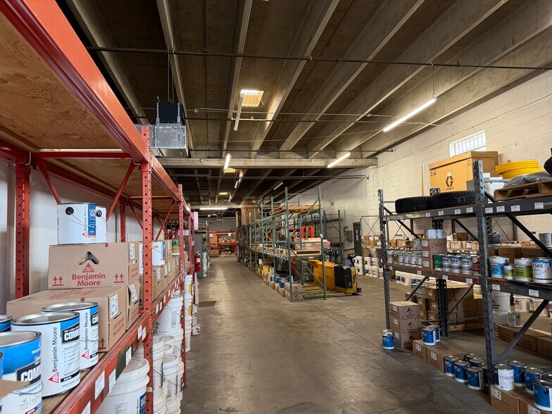 More Photos Of 4500 E 48th Ave, Denver Warehouse For Lease