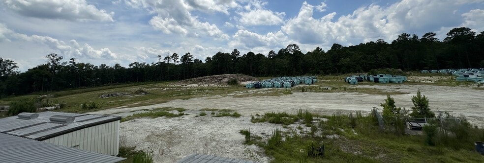 More Photos Of 302 Parker Dr, Beaufort Manufacturing For Sale