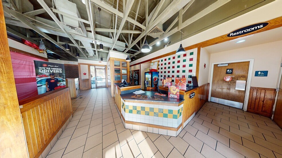 Primary Photo Of 2205 Veterans Blvd, Dublin Restaurant For Lease