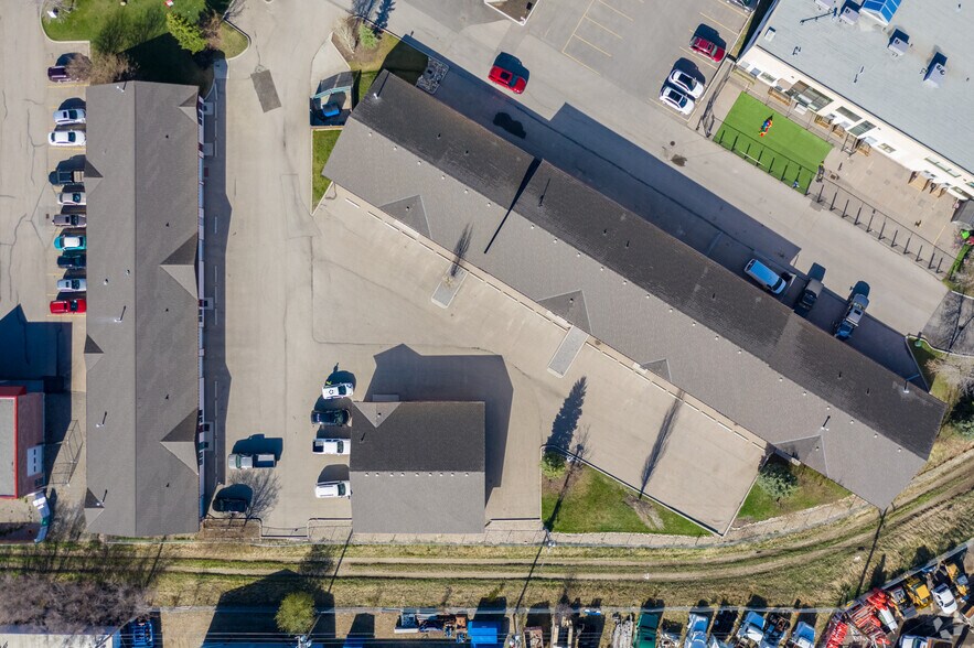 More Photos Of 109 Stockton Pt, Okotoks Coworking Space