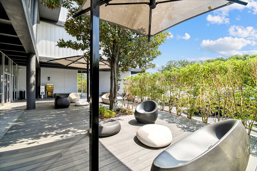 More Photos Of 4100 W Kennedy Blvd, Tampa Office For Lease